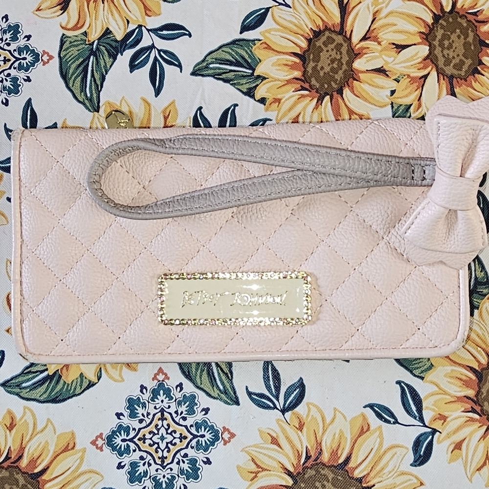 Betsey Johnson pink wallet